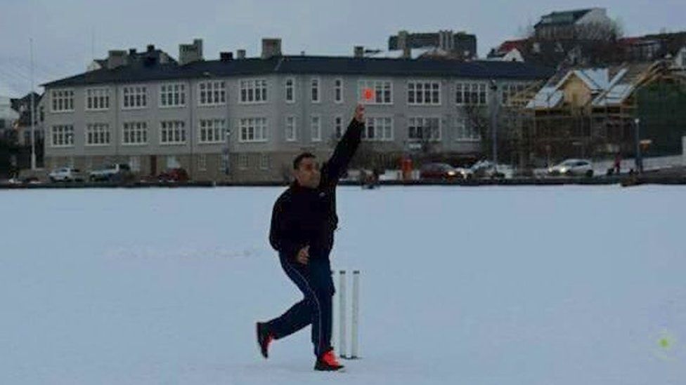 Cricketer in Iceland