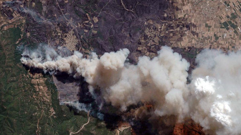 A large wildfire burning near the northeastern Greek city of Alexandroupolis, 21 August 2023