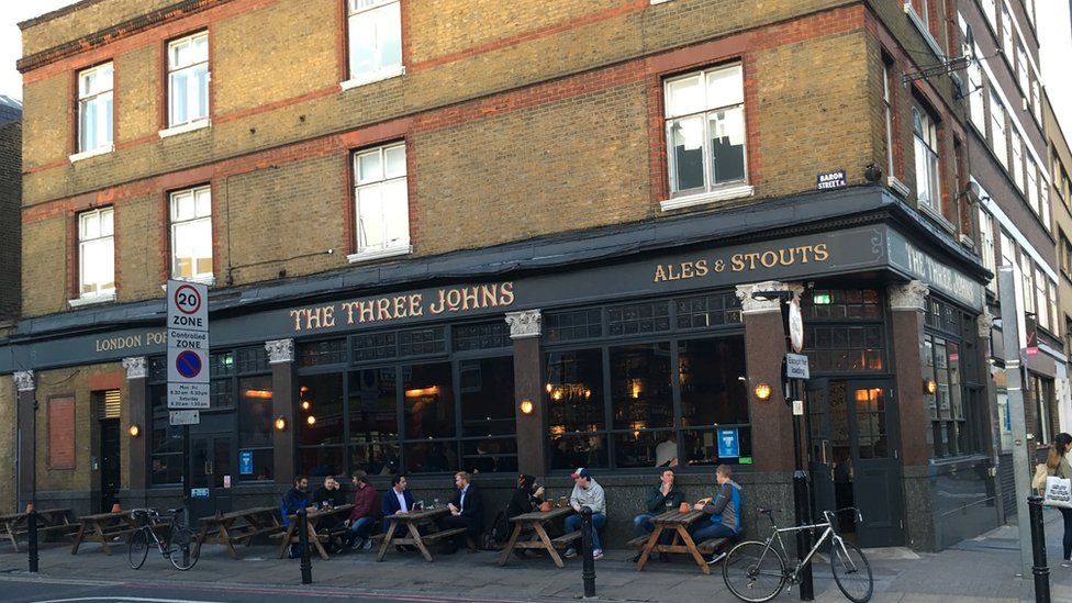 Three Johns pub, Islington