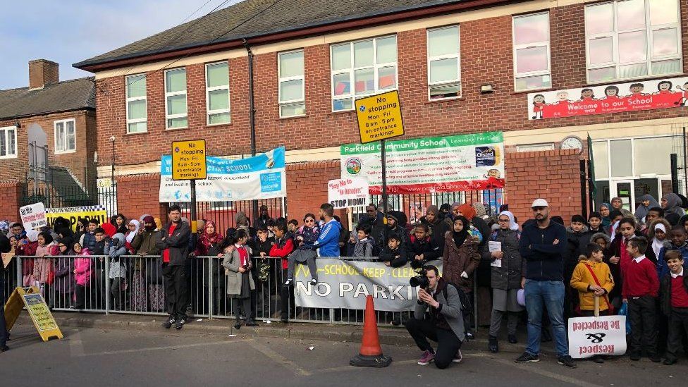 Parkfield school protest