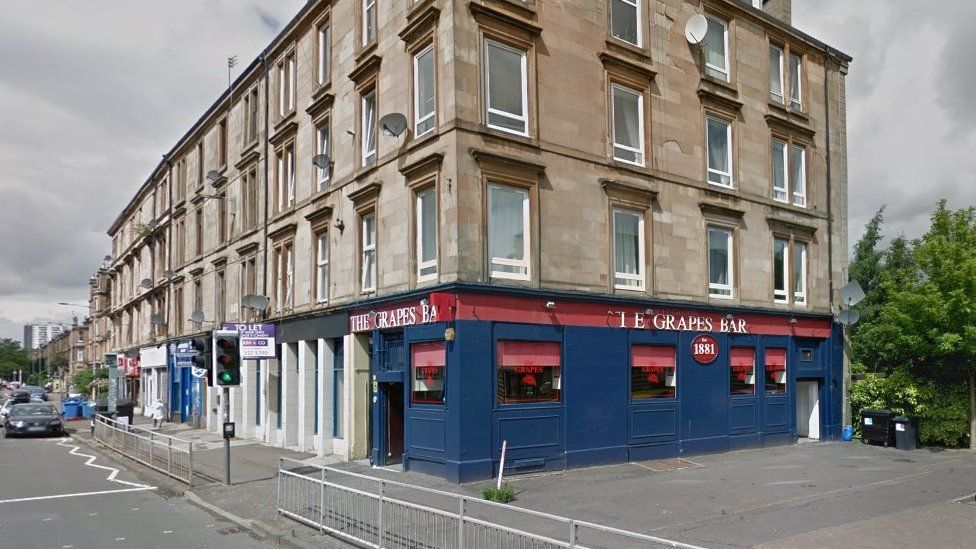Police investigate Grapes Bar serious assault BBC News