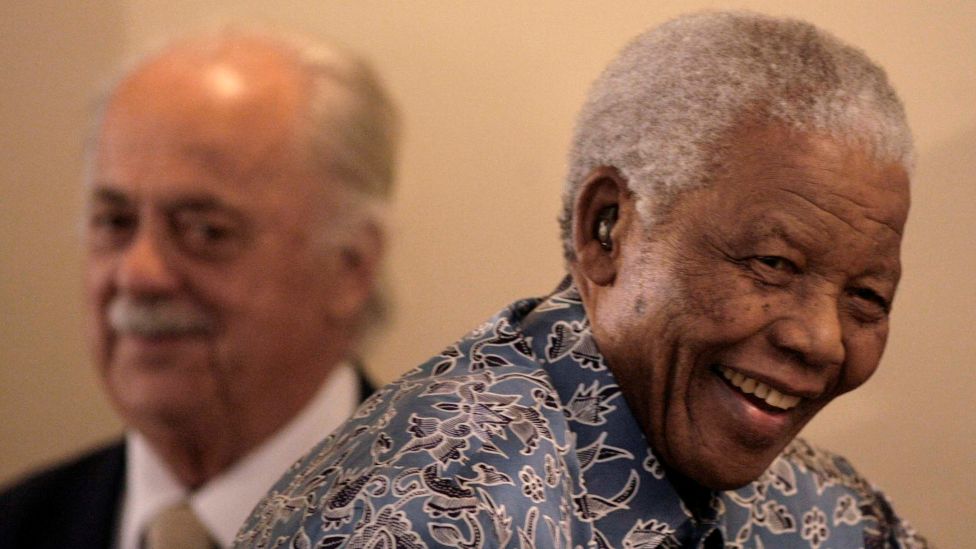 George Bizos and Nelson Mandela in 2009