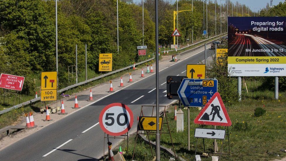 What are smart motorways and are they dangerous BBC News