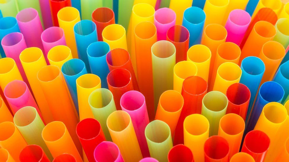 Plastic: Government plans to ban single-use plastic cutlery in England -  BBC Newsround