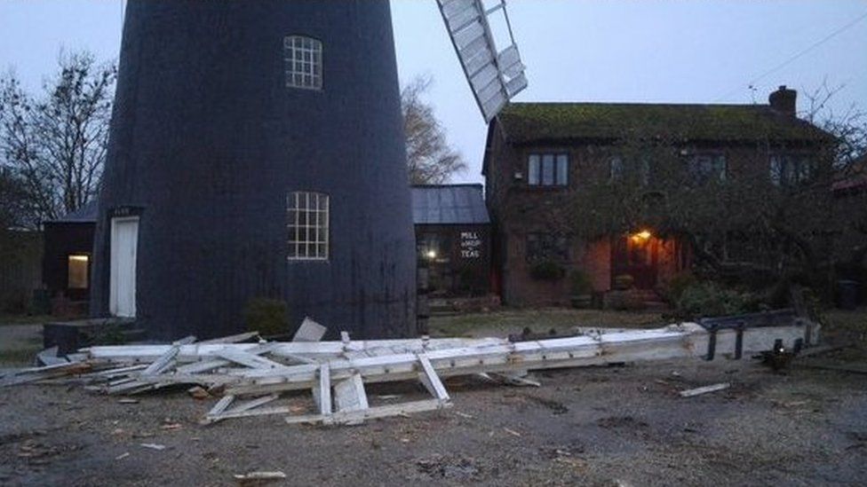 Mount Pleasant windmill damaged by 'exceptional' winds BBC News