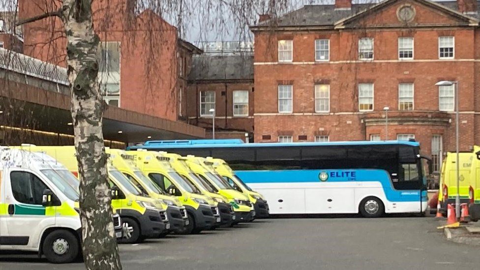 Bus set up at Leicester hospital to help with admissions BBC News