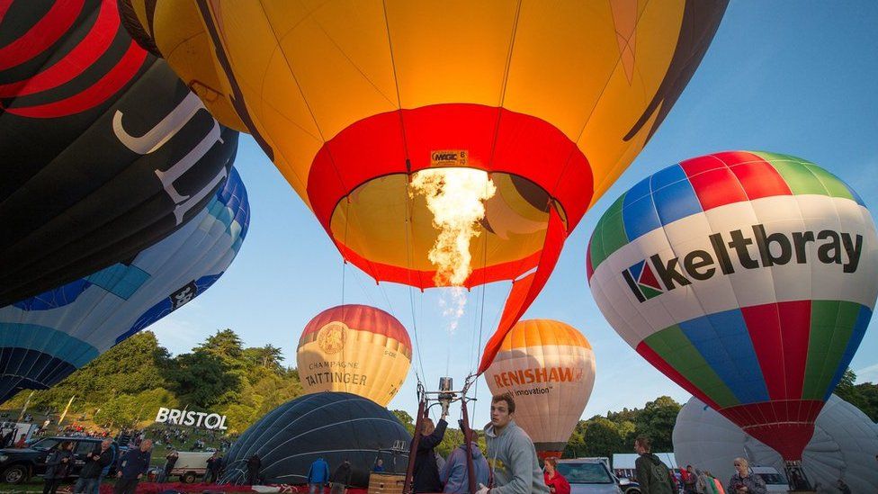 Bristol Balloon Fiesta Balloons take to sky on final day BBC News