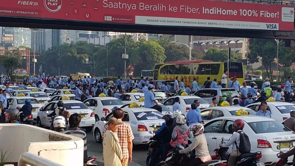 Taxi drivers protesting in Jakarta