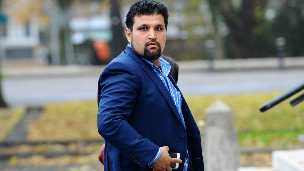 Hot Hindi Blackmail Sex - Farhan Mirza jailed for blackmailing women with photos - BBC News