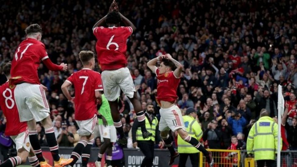Youth FA Cup Final Young fans flock to watch Manchester United win