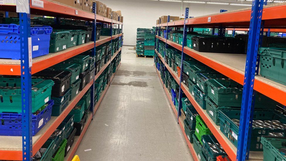 Colchester Borough Council to support city's food bank BBC News