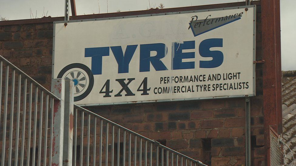 A 17-year-old part-worn tyre with an unsafe puncture repair was bought from Performance Tyres in Govan