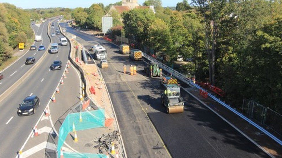 A31 Ringwood road widening causes weekend closures BBC News