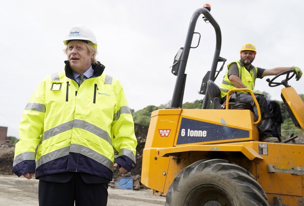 Boris Johnson on building site