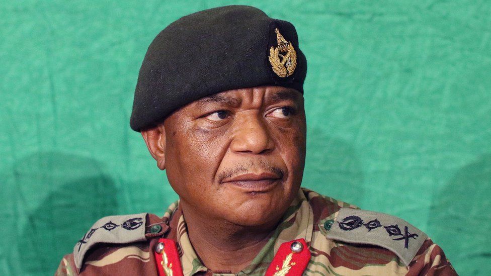 Zimbabwe National Army commander Constantino Chiwenga addressing a press conference at the army headquarters in Harare, Zimbabwe, 20 November 2017. T