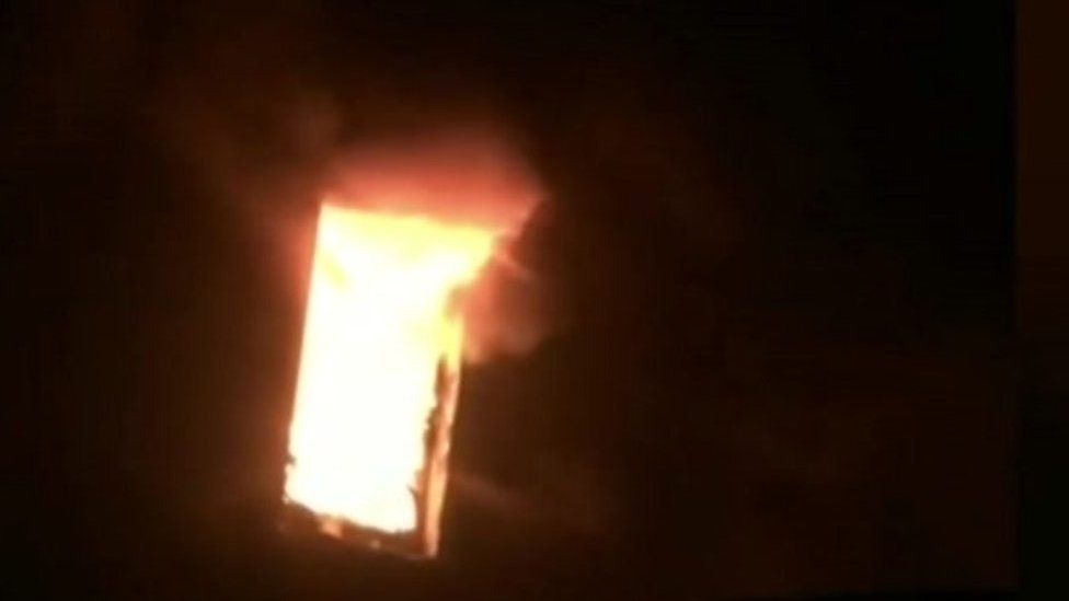 The blaze in Hirwaun, Rhondda Cynon Taf, saw 10 homes evacuated at 03:00 GMT on Tuesday.