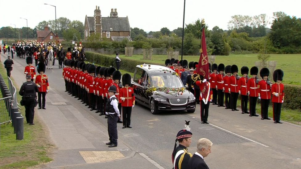 The coffin arrives at Windsor