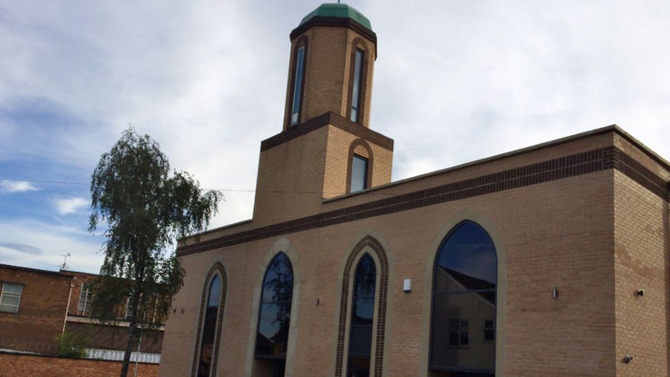 Rotherham mosque bomb threat 'was credible', police say - BBC News