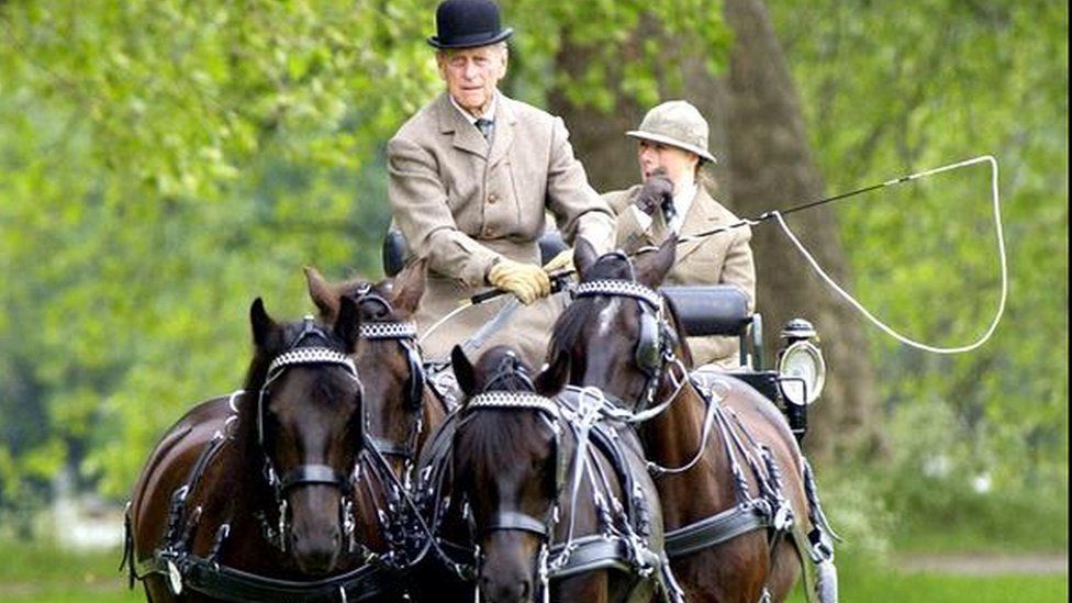 Duke of Edinburgh driving carriage in Royal Windsor Horse Show in 2002