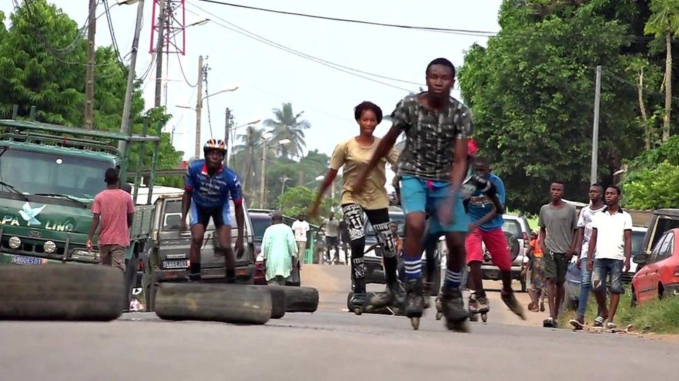 Rollerbladers in Ivory Coast