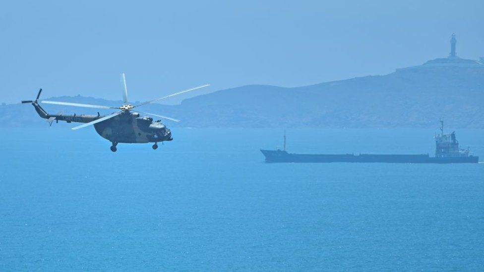 Máy bay trực thăng quân sự Trung Quốc trên đảo Pingtan gần Đài Loan ngày 4 tháng 8