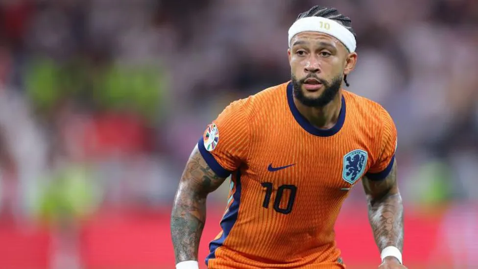 Depay Joins Brazil's Corinthians on Two-Year Contract.