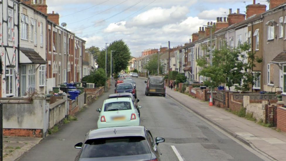 Grimsby stabbing Man arrested over Macaulay Street attack BBC News