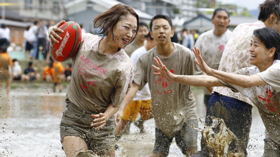 All You Need Is Mud Japan S New Spin On Rugby Bbc News