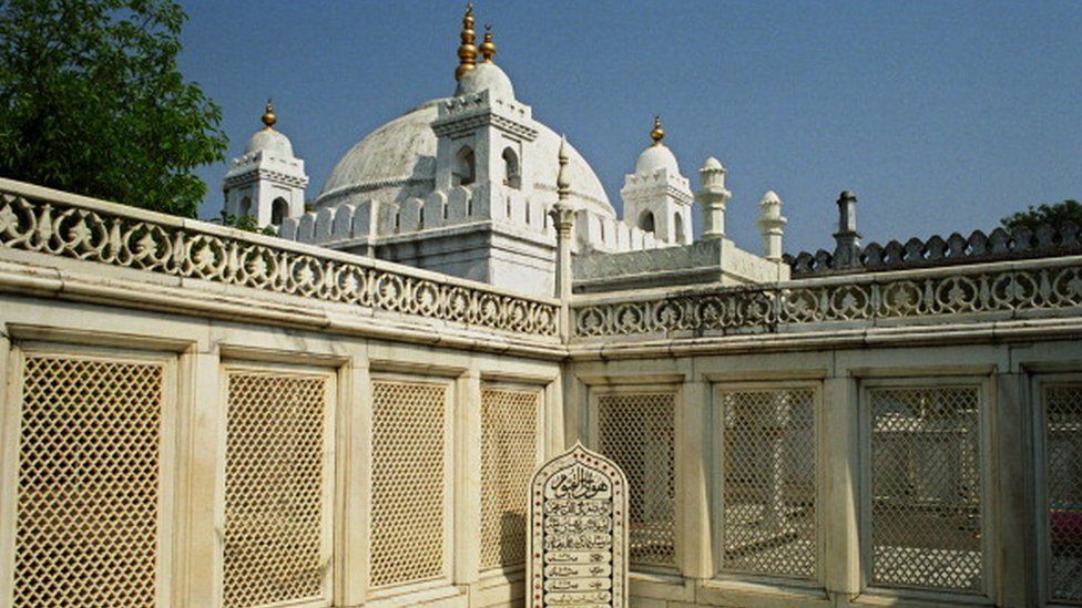 Могила императора Великих Моголов Аурангзеба, Аурангабад, Махараштра, Индия.
