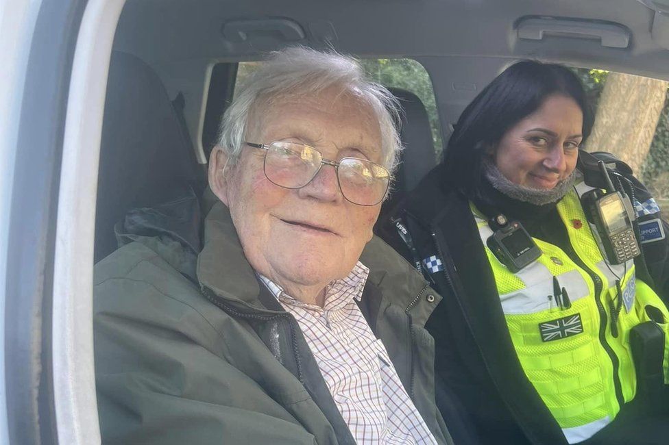 Larry in the police car with PCSO Bev Barnes