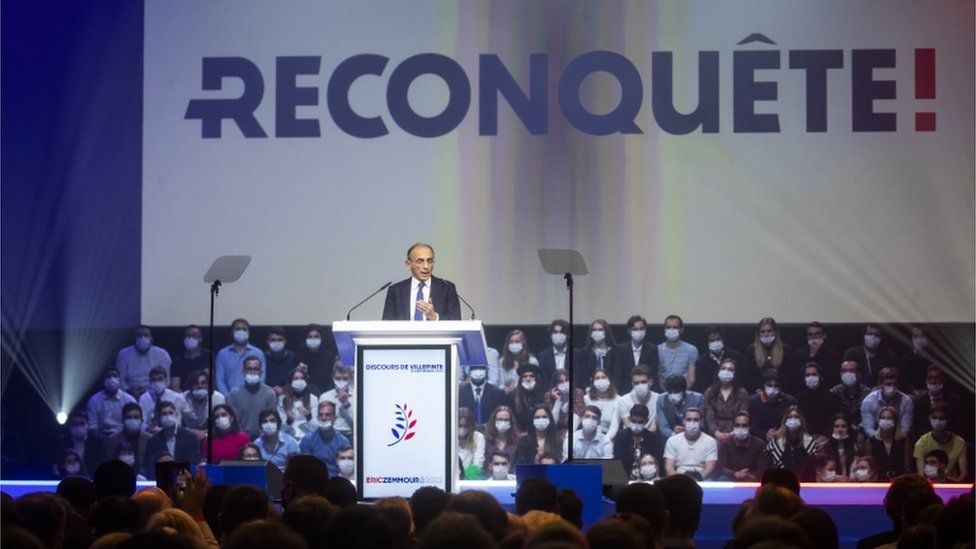 Eric Zemmour speaks at a campaign rally, December 2021