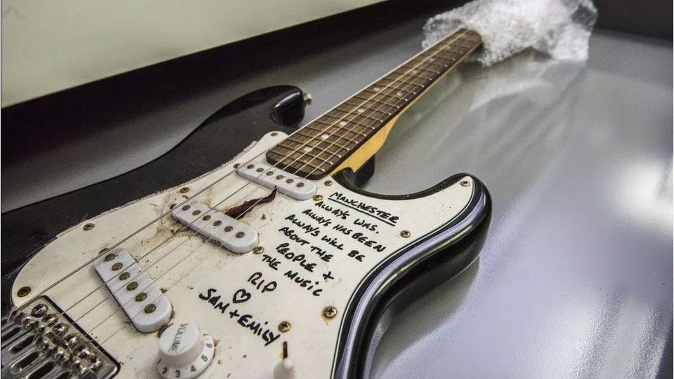 Guitar with message