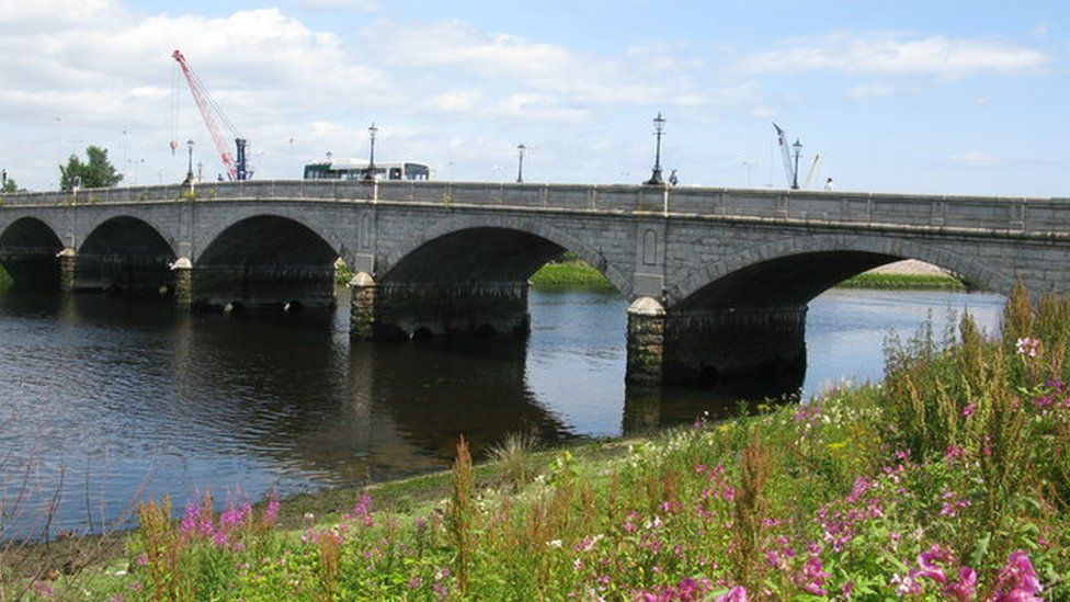 Victoria Bridge at Aberdeen Harbour