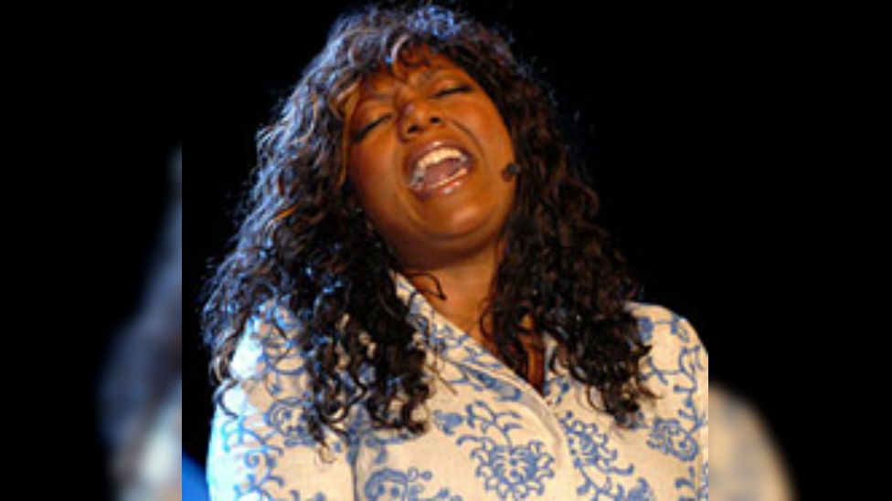 Denise Johnson Primal Scream And New Order Singer Dies Bbc News
