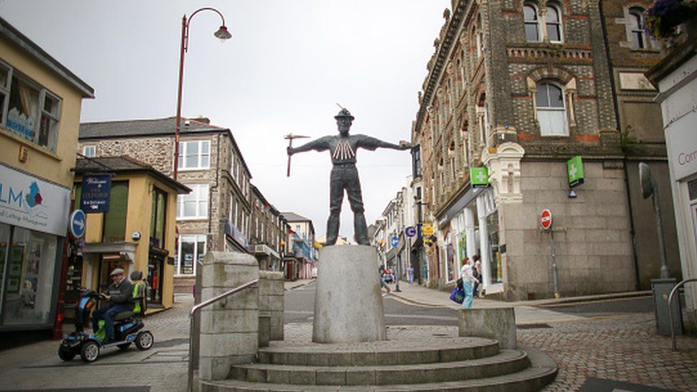 A statue of a miner in Redruth, Cornwall