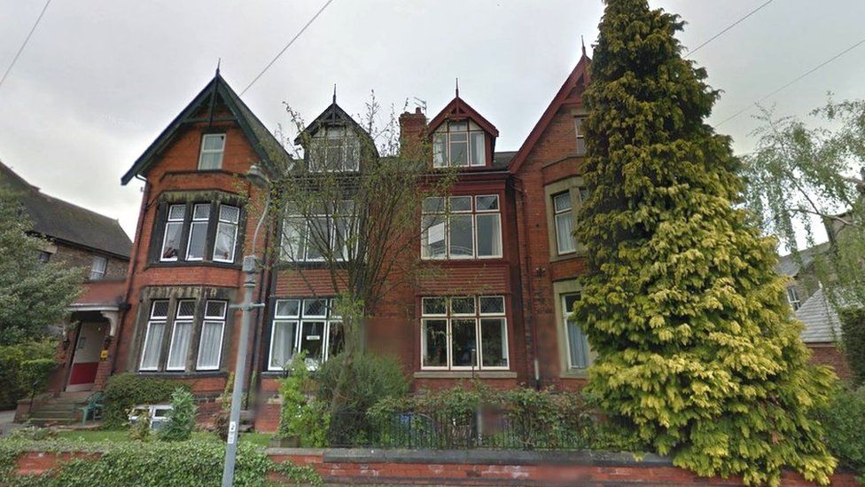 Covid York hotel owner loses appeal over glass dining pods BBC News