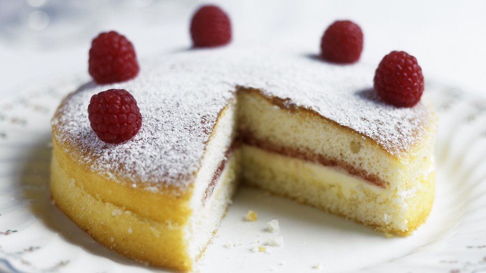 Rasberry sponge cake