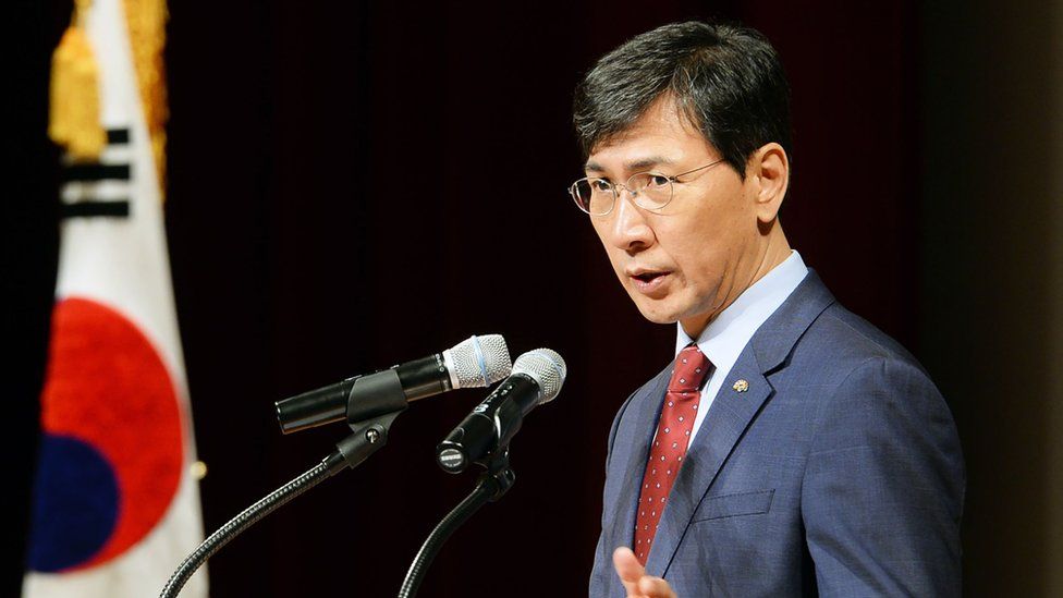 Ahn Hee-jung, governor of South Korea"s South Chungcheong Province, speaking at a meeting with his employees in Yesan