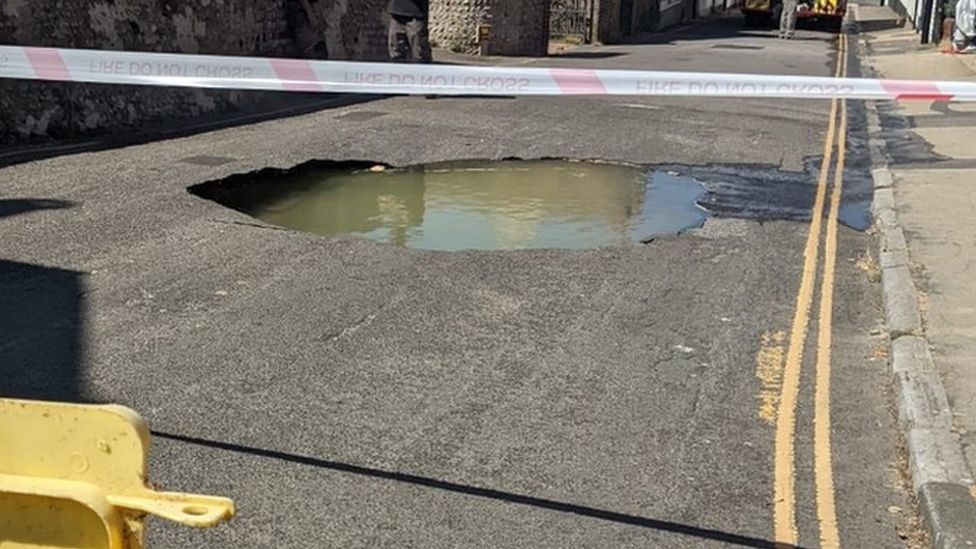 Sinkhole in Crouch Lane, Seaford