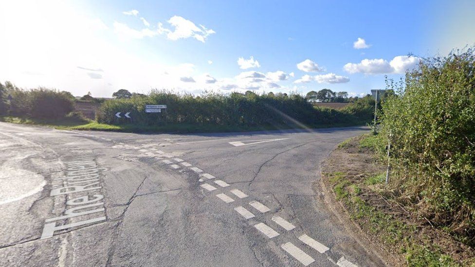 Teenager suffers lifethreatening injuries in Swindon crash BBC News