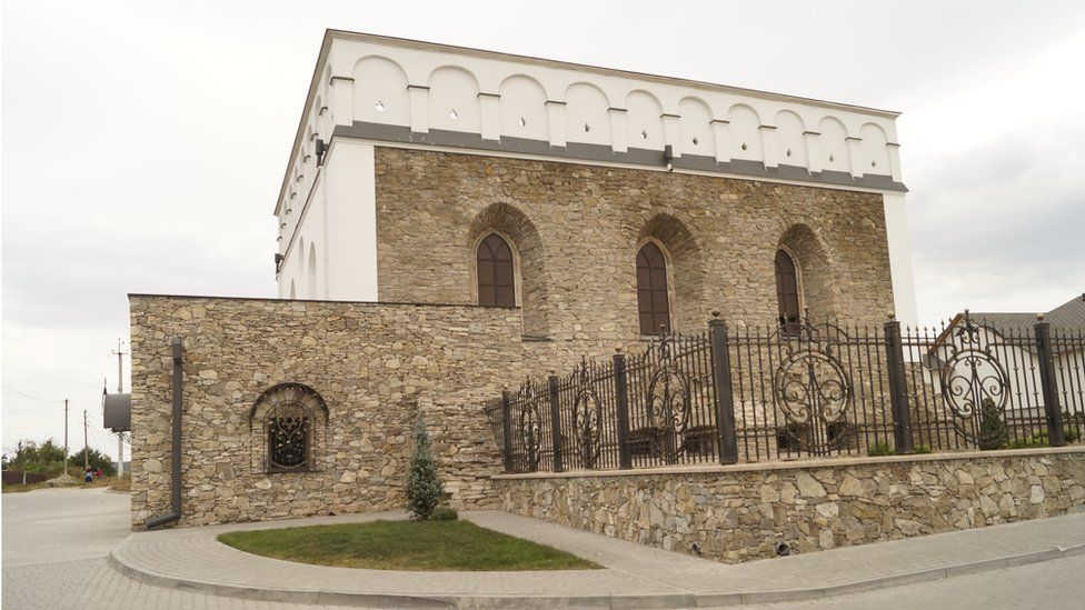сатанів