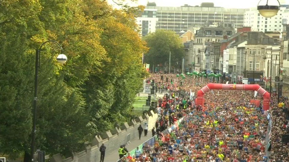runners at start of Cardiff Half Marathon