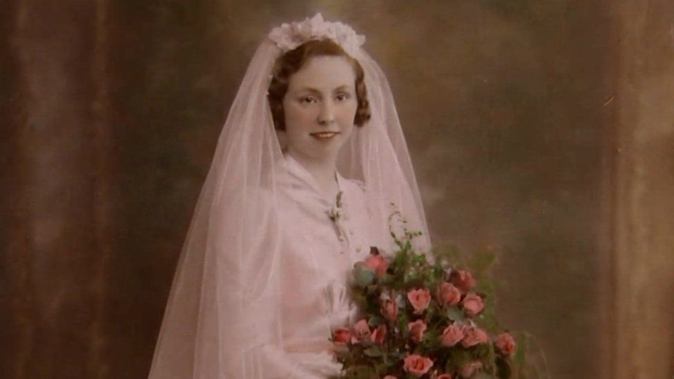 Wow projector rural British bride's 1930s wedding dress saved from Australian rubbish skip -  BBC News