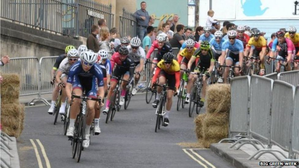 Bristol cycling events bring thousands to the city BBC News