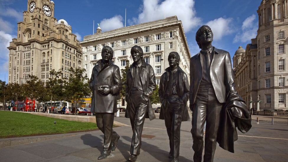 Beatles statue in Liverpool