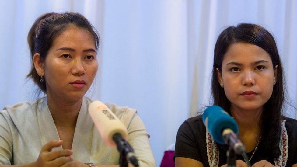Pan Ei Mon (L) and Chit Su Win (R), wives of detained Reuters journalists Wa Lone and Kyaw Soe Oo