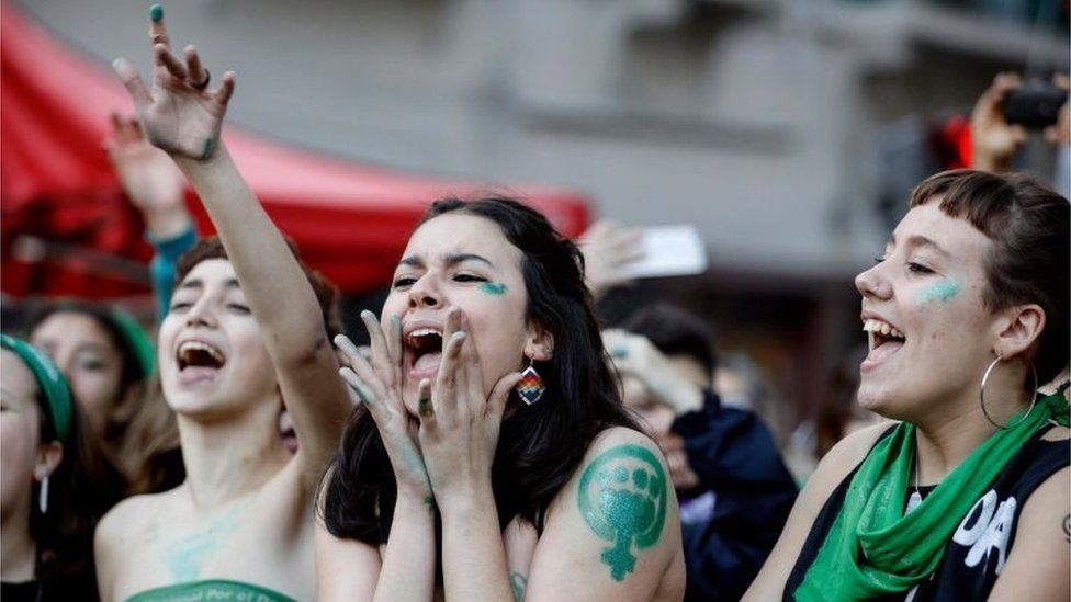 Activists with green handkerchiefs, which symbolizes the abortion rights movement, demonstrate to mark the revival of their campaign to legalize abortion, in front of the National Congress in Buenos Aires, on May 28, 2019.