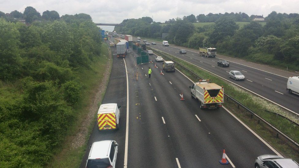 Two dead as lorries and car crash on M3 near Winchester BBC News