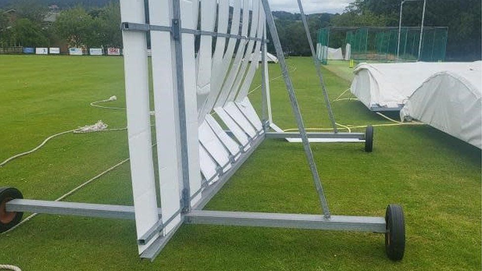 Barkby: Weed killer damage to cricket pitch was 'vandalism' - BBC News