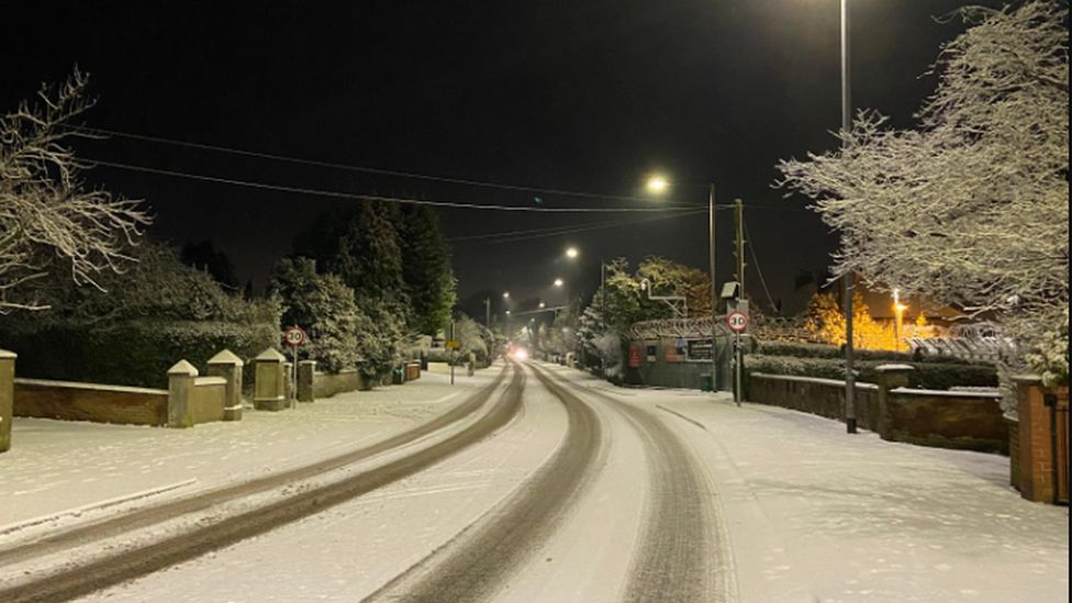 Snowy street in Londonderry